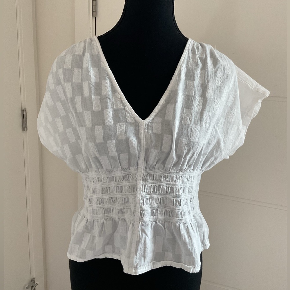 MADEWELL Pretty Textured V-Neck White Peplum Top.
